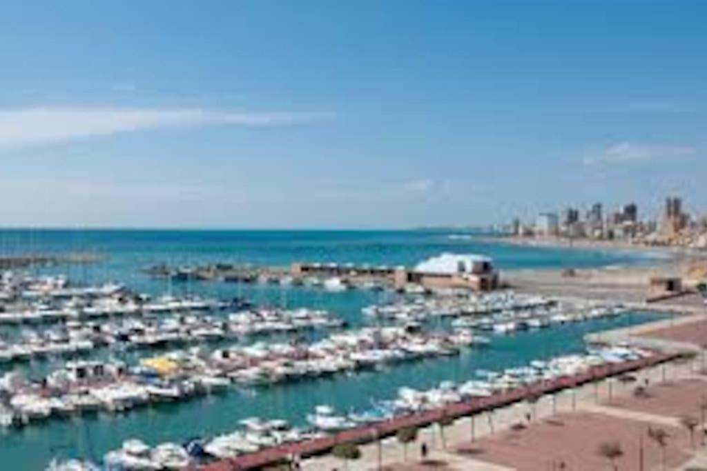 A 1 Minuto De La Playa Del Campello Apartment ภายนอก รูปภาพ